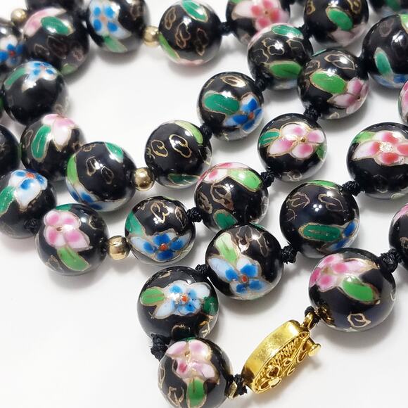 Vintage Chinese Hand Knotted Beaded Necklace, Imported 1960s - Picture 9 of 10